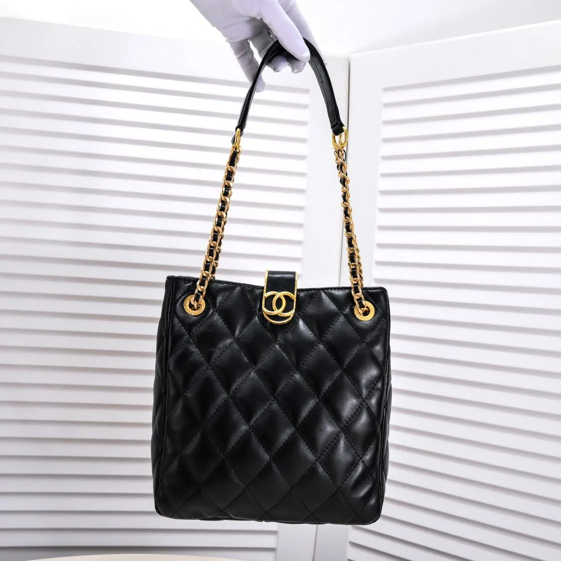 CC687 Hobo Bag / 9x9.4x3.5inch