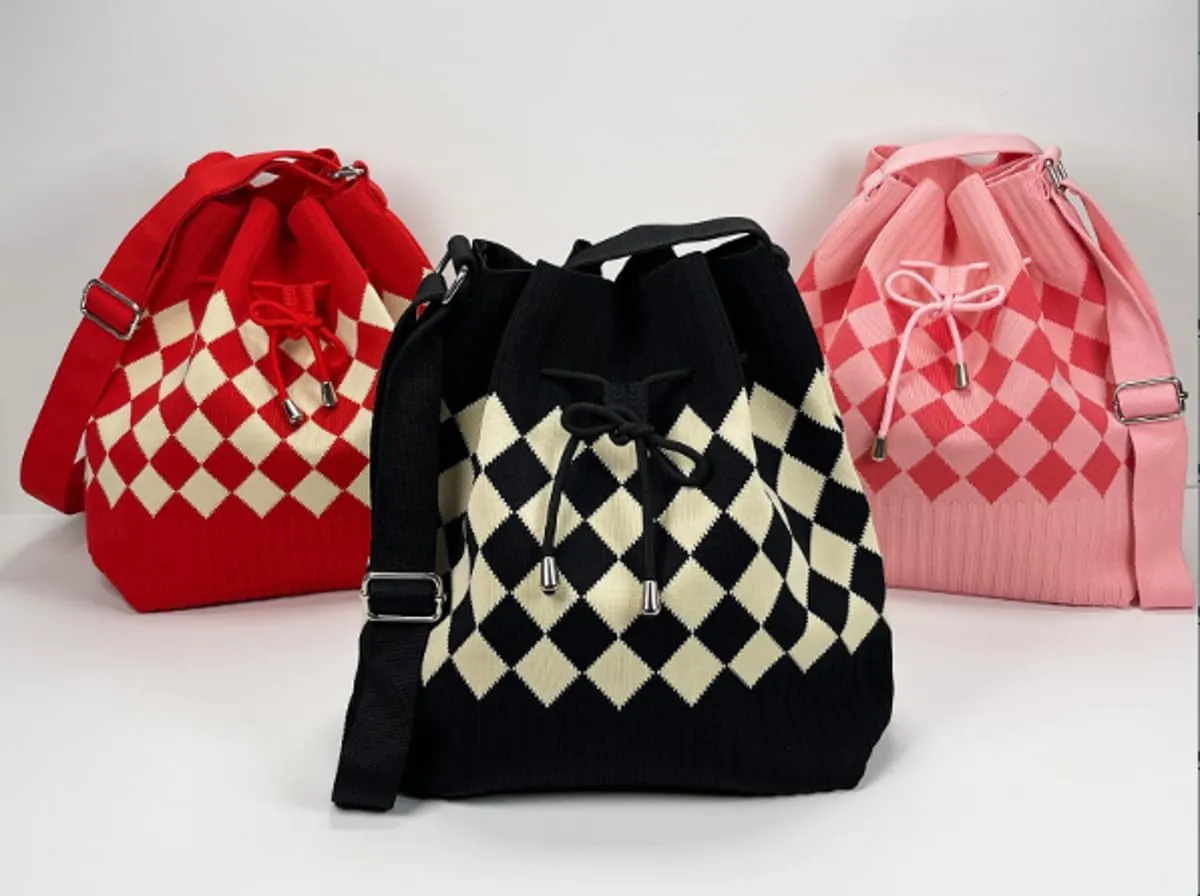 Crochet Checkered Bucket Bag Women Knit Shoulder Tote Hobo Bags Crossbody Purse Summer Beach Bag Drawstring Handbag 2025