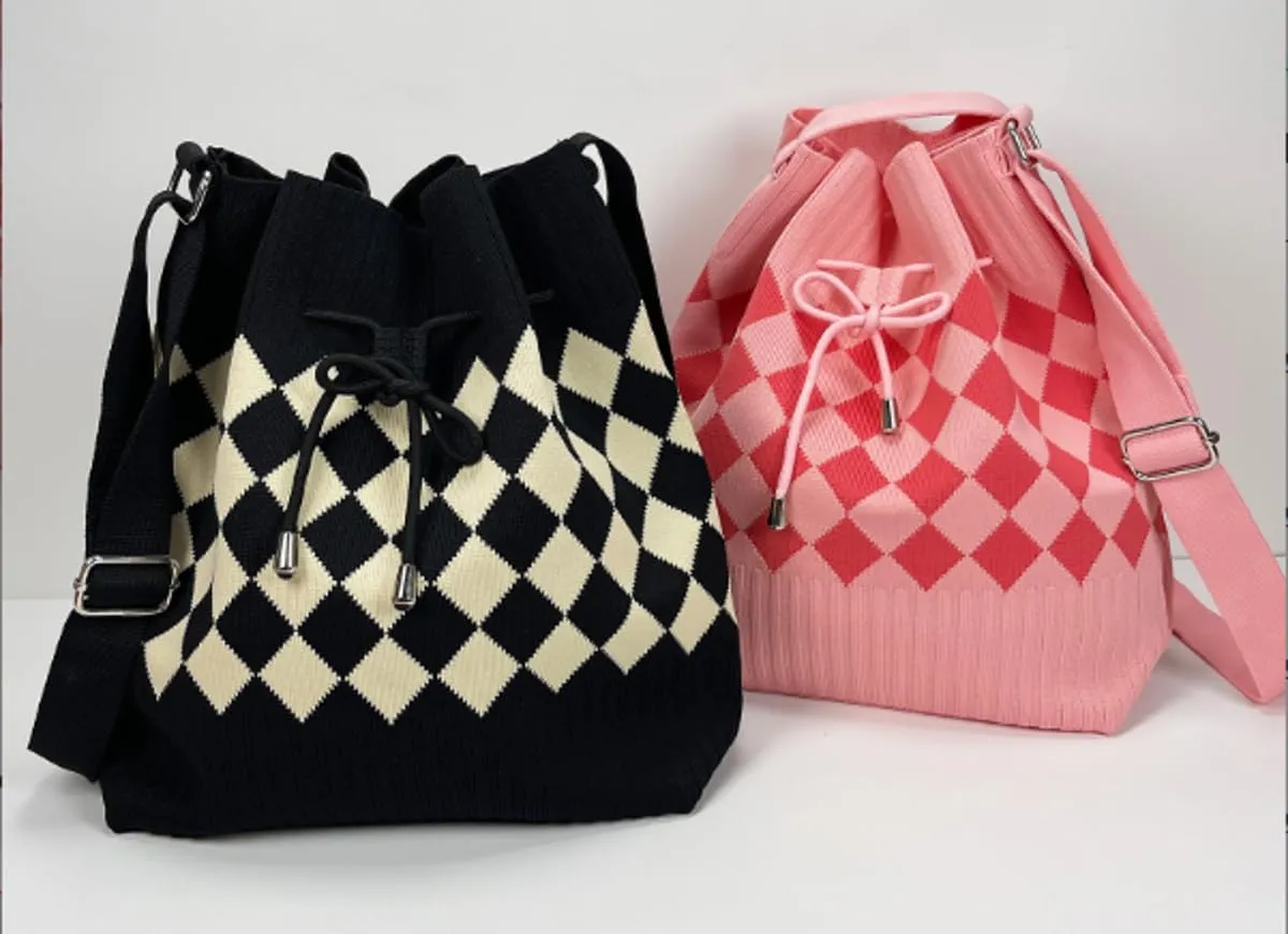 Crochet Checkered Bucket Bag Women Knit Shoulder Tote Hobo Bags Crossbody Purse Summer Beach Bag Drawstring Handbag 2025