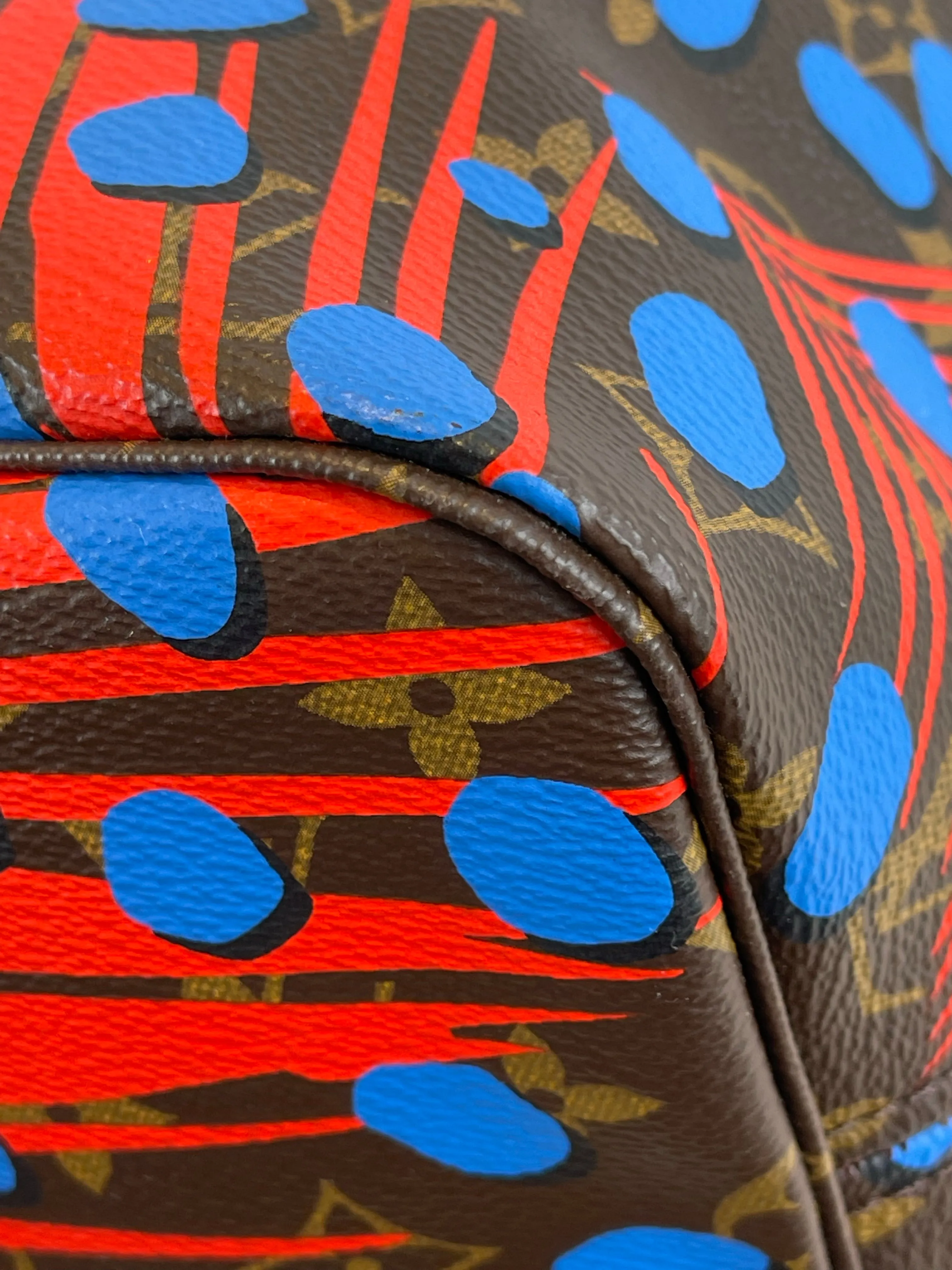 Louis Vuitton Limited Edition Palm Print Neverfull MM - Red Lining