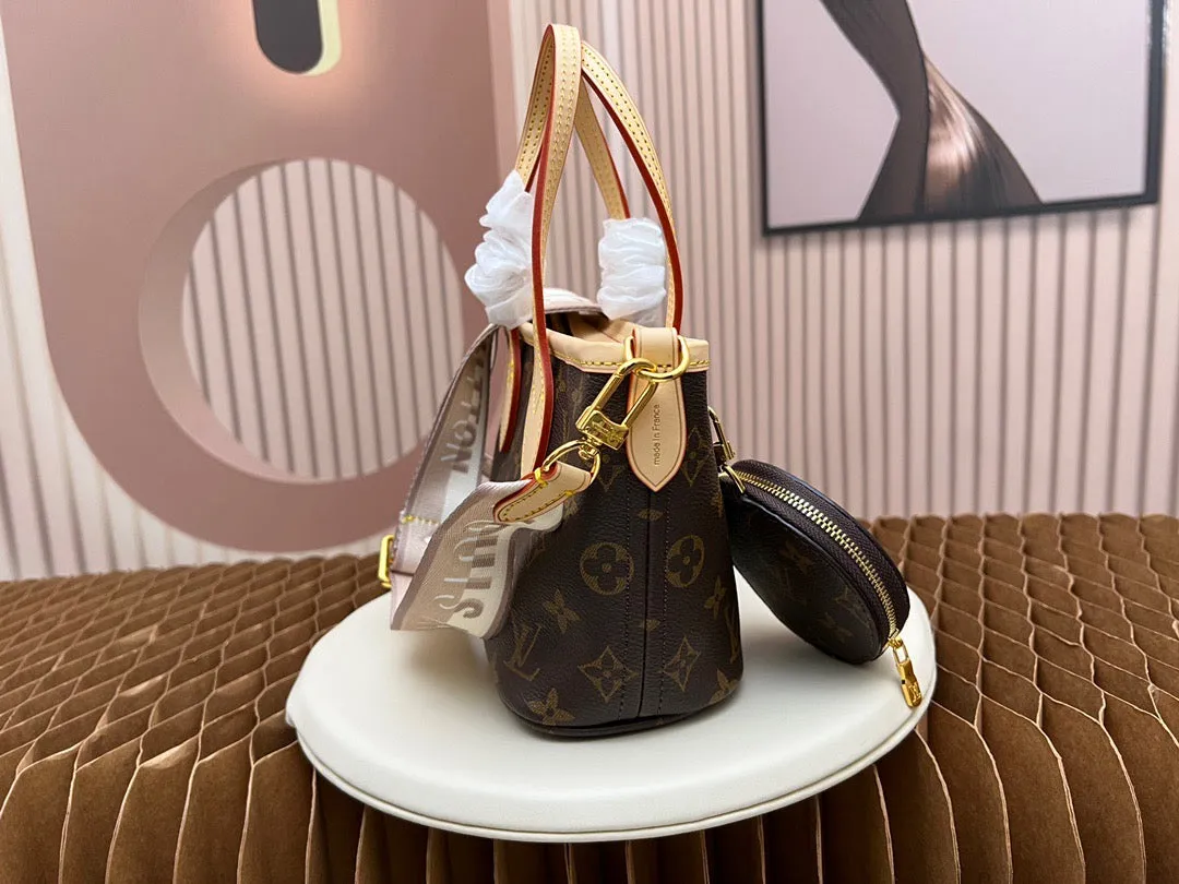 LV Neverfull BB Monogram Canvas